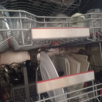 Bulaşık Makinesinde Tabak Yerleştirme Sorunu: Sepet-Pervane Arasındaki Boşluk Yetersiz