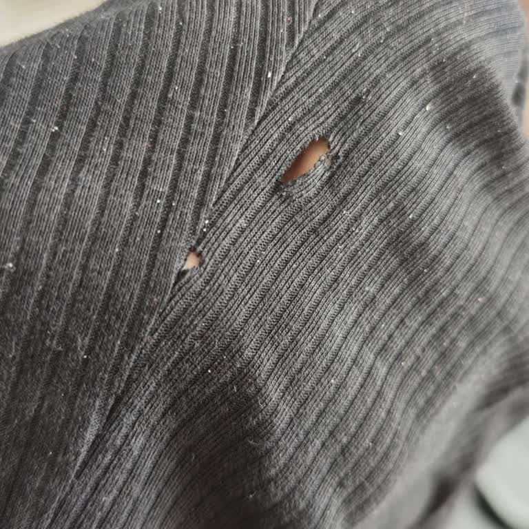 Trendyol’da H&M Siyah Bebek Taytı Kısa Sürede Yırtıldı Ve Kalite Hayal Kırıklığı