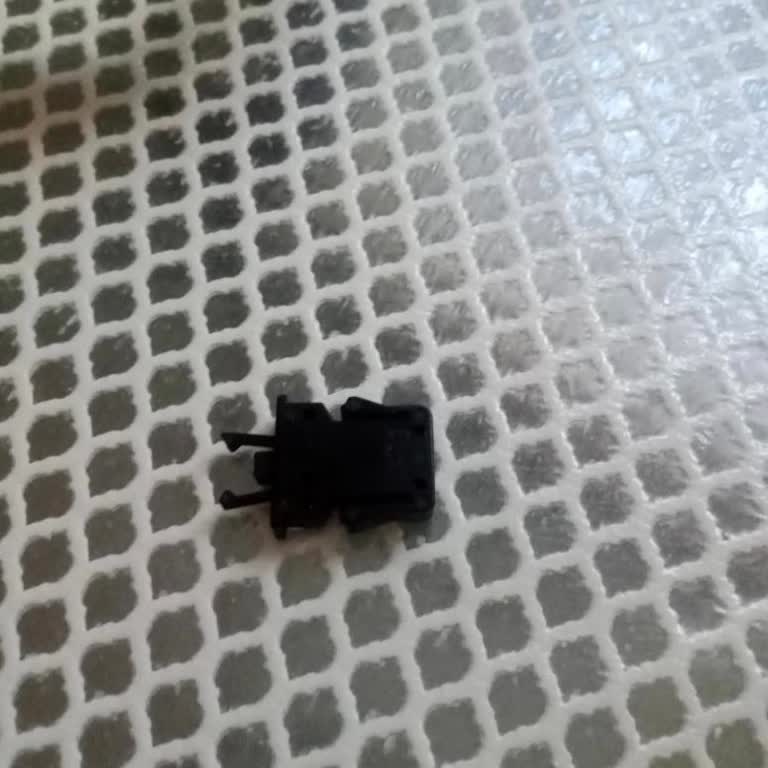 Kırılan Kapak Klipsi Nedeniyle Çöp Kovamı Kullanamıyorum, Yedek Parça Talebi