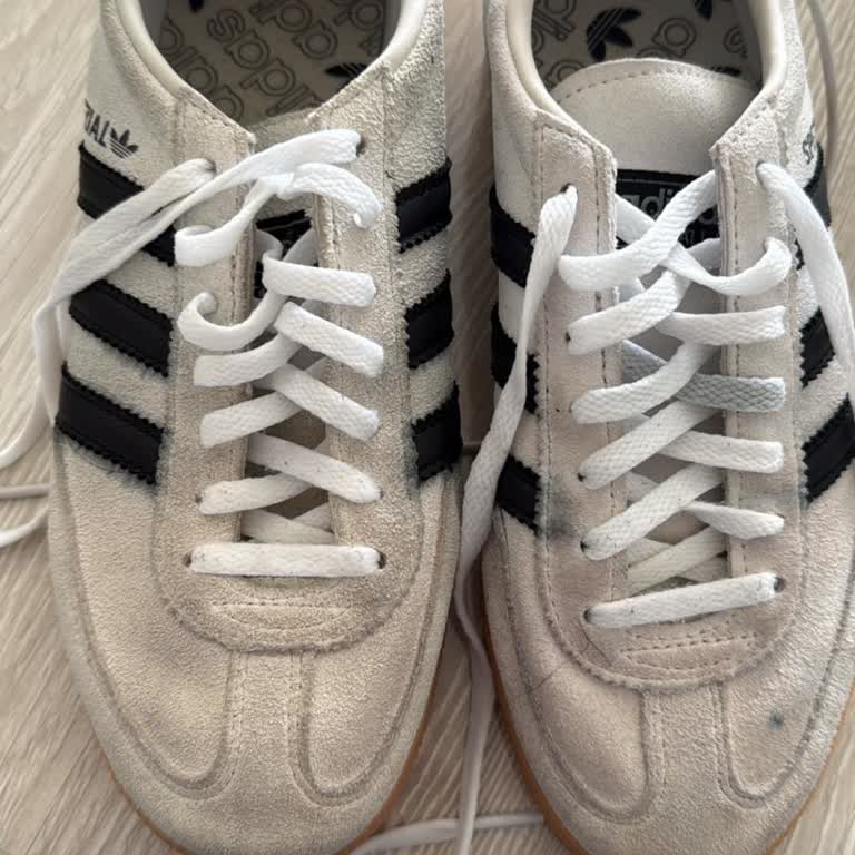Adidas Ayakkabım Kısa Sürede Renk Verdi Değişim Talep Ediyorum