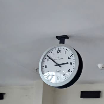 Yüksek Hızlı Tren Gecikmesi Ve Yan Hatte Varışı