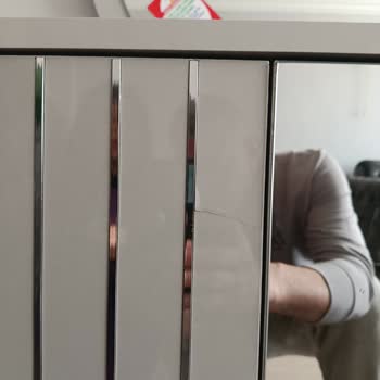 Modalife'den Çizik Mobilya Teslimi Ve Müşteri Müsaitliğine Dikkat Edilmemesi