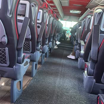 Şoförün Zorla Koltuğu Kaldırması Ve Klimasız Kirli Araç