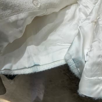 Network Kayseri Mağazasında Ayıplı Denim Pantolon Çekete Ve Çantaya Boya Çıkararak Mağduriyet