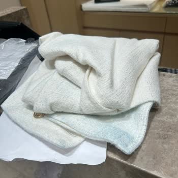 Network Kayseri Mağazasında Ayıplı Denim Pantolon Çekete Ve Çantaya Boya Çıkararak Mağduriyet