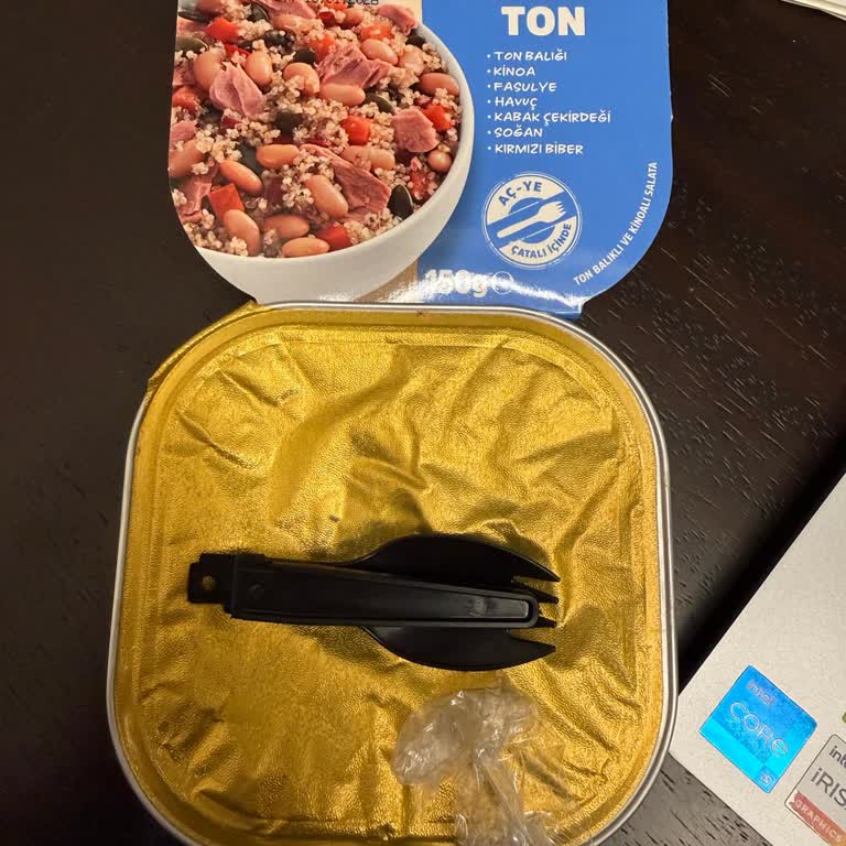 Ton Balığı Konservesinde Kaşık Ayrı Konulmuş, Hijyen Riski