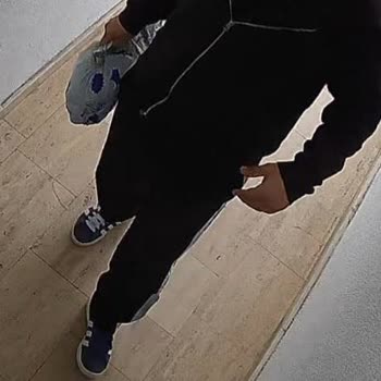 Patlak Poşet Ve Eksik Ürünler Nedeniyle Ücret İadesi İstiyorum