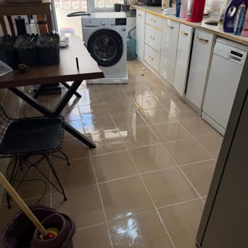 Electrolux Çamaşır Makinesi Kurulumunda Su Baskını Ve Saygısız Servis