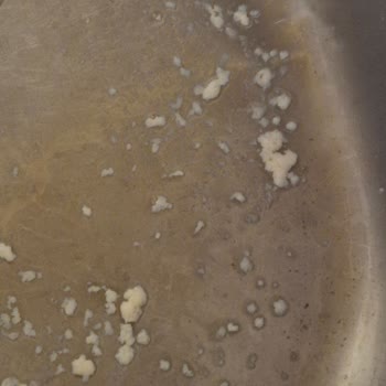 Sek Markasının Creme Brulee Aromalı Sütü Son Tüketim Tarihine Rağmen Bozulmuş