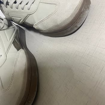 Reebok Ayakkabısında Yapıştırıcı Kusması Ve Garanti Reddi İadesi Talebi