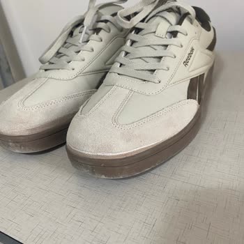 Reebok Ayakkabısında Yapıştırıcı Kusması Ve Garanti Reddi İadesi Talebi