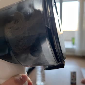 Sinbo Dikey Süpürge Toz Haznesi Mekanizması Kısa Sürede Kırıldı