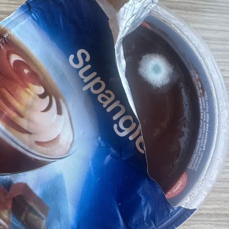 Küflenmiş Supangle Çikolatalı Ürün Gıda Güvenliğini Tehdit Ediyor