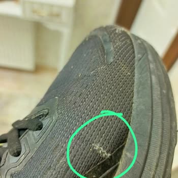 İki Ayakkabıda Aynı File Yırtılması Ve Mağazanın Sorumluluğu Reddetmesi