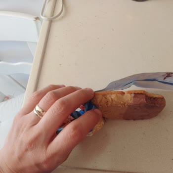 Algida Nogger Dondurmalarda Bisküvi Yarım: Üretim Hatası