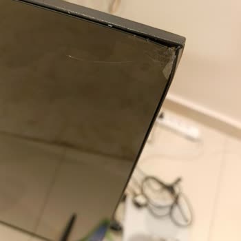 A101'de Kırık Panelli TV Ve Sorumsuz Servis-Mağaza Yönlendirmesi