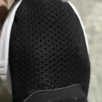 Reebok Ayakkabısı 5 Ayda Yırtıldı Ve Değişim Reddi