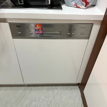 Teka Bulaşık Makinesinde Rafların Paslanması Ve Ücretsiz Değişim Talebi