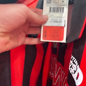 Kars LCW Mağazasında 399,99 TL Etiketli Tişört İçin 999,99 TL Fiyat Talebi Reddedildi