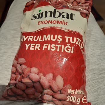 BİM Şirinevler Şubesinde Bayat Yer Fıstığı Satışı Ve Depolama Sorunu