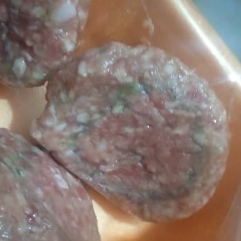 Sağlık Endişesi: Bozuk Köfte Ve İade Reddi