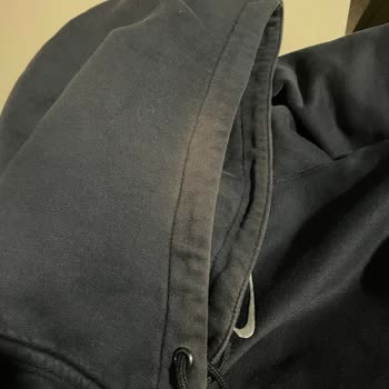 Nike Sportswear Oversize Siyah Cekette Hızlı Renk Solması Ve Deformasyon