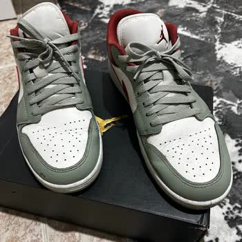 Barçın Mağazasından Aldığım Jordan 1 Air Low'da Deri Soyulması