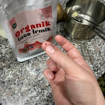 Ots Organik Marka Organik Bebek İrmiğinin İçinden Böcek Çıktı