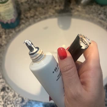 Ino Beauty'de Kalitesiz Ambalaj Ürünlerin Kırılmasına Neden Oluyor