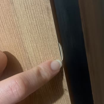Hasarlı Mobilyalar Ve Cevapsız Müşteri Hizmetleri