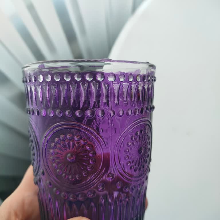 Cam Bardak Setinde Renk Soyulması Ve Ürün Değişimi Talebi