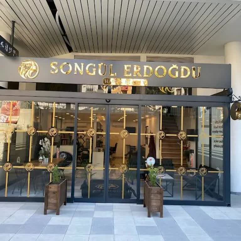 Randevu Verilmeyen Ve Düzensiz Salon Hizmeti
