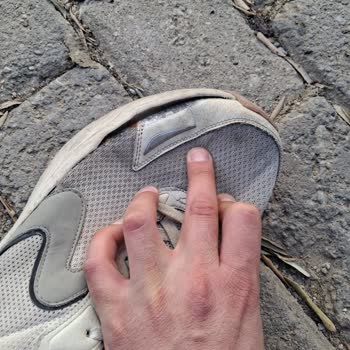 Hepsiburada'da Skechers Ayakkabısının Hızlı Yıpranması Ve Çözüm Bulunamaması
