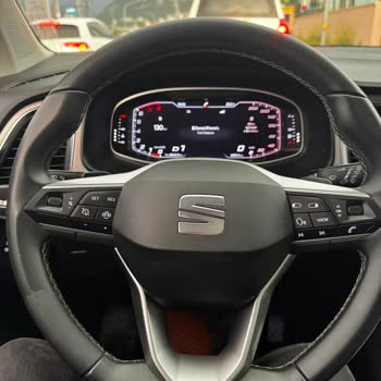Seat Ateca Direksiyon Simidindeki Erken Soyulma Ve Garanti Talebi