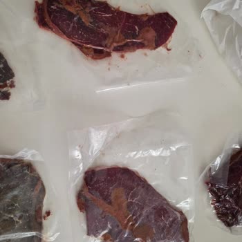 Kapkara Ve Küflenen Pastırma İçin İade Reddi Ve Değişim Talebi