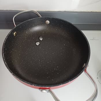 Korkmaz Zeta Omlet Setinde Patlayan Metal Parçalar Kullanıcı Güvenliğini Tehdit Ediyor