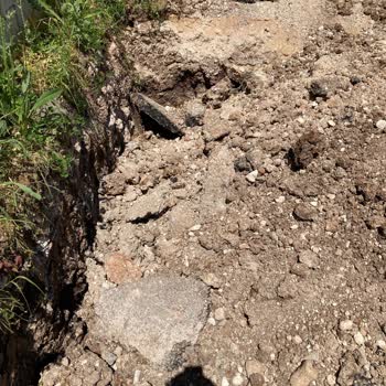 Kırılan Gider Borusu Onarılmadı, Çevre Ve Sağlık Riski Oluşturuyor