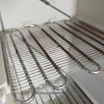 Indesit Derin Dondurucuda Paslanma Sorunu Ve İlgisiz Müşteri Hizmetleri