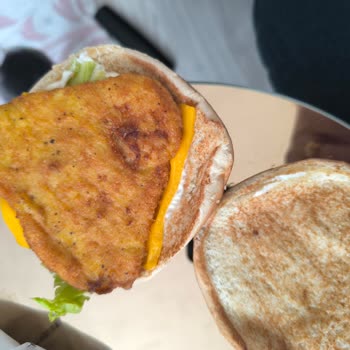 Getir Yemekte Bayat Burger Ve Patates İçin Tam İade Talebi