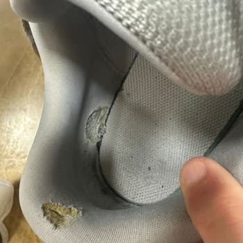 Garanti Kapsamında Deforme Olan Nike Ayakkabı İçin Kullanıcı Hatası İddiası Kabul Edilmedi