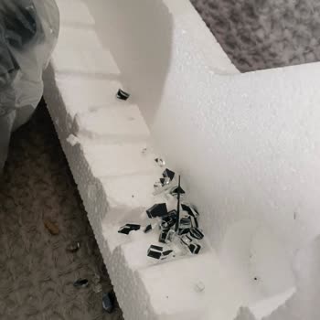Kırık Temperli Camlı Oyun Kasası Teslimatı, Sağlık Riski Ve İade Talebi
