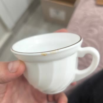 Defolu Kahvaltı Takımı İçin İade Ve Değişim Talebi