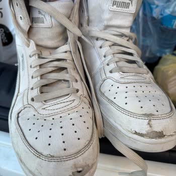 Üç Aylık Puma Botta Deri Soyulması Ve Taban Delikleri İade Talebi