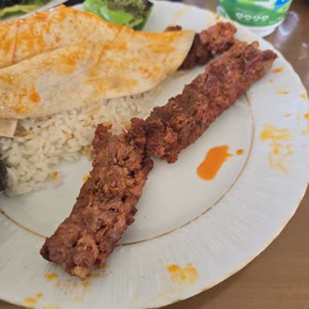 Akbulut Dinlenme Tesisleri Yetersiz Porsiyon Fahiş Ücret