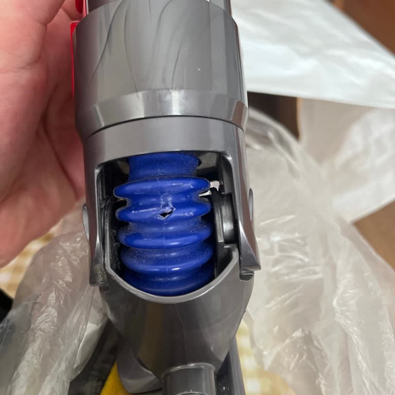 Dyson V15 Detect Hortum Yırtılması Garanti Dışı Ve Kullanıcı Hatası Olarak Değerlendirildi