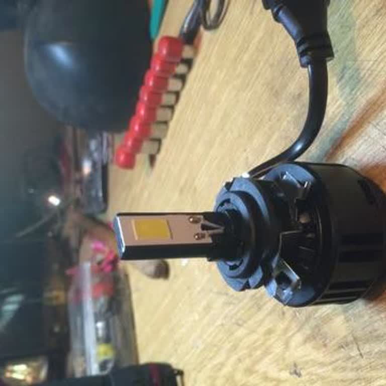 Ünlütürk Otomotiv & Aksesuar LED Farlar Bozuldu ve Yaklaşık 6 Aydır Bu Sorunla Uğraşıyorum