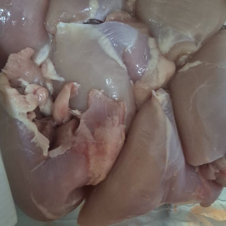 Migros’ta Bozulmuş Tavuk Ürünü Ve Mağaza Hijyen Sorunu