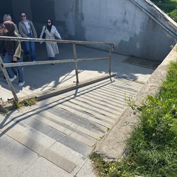 Osmangazi Botanik Park Alt Geçidindeki Asansörlerin Arızası Engelliler İçin Tehlike