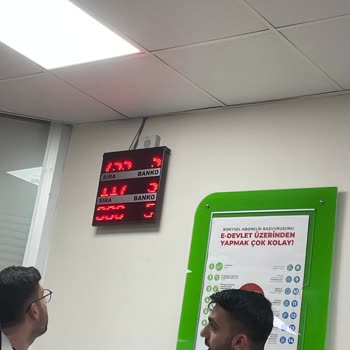 Güngören Şubesinde Uzun Bekleme Süresi Ve Personel Yetersizliği