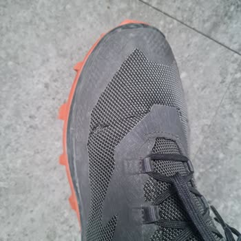 Gore-Tex Salomon Ayakkabıda Kısa Sürede Burun Çatlakları Ve Garanti Talebi